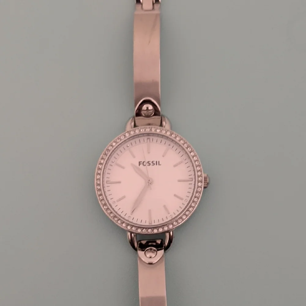 Fossil Women's Silver-Tone Watch - Picture 2 of 4